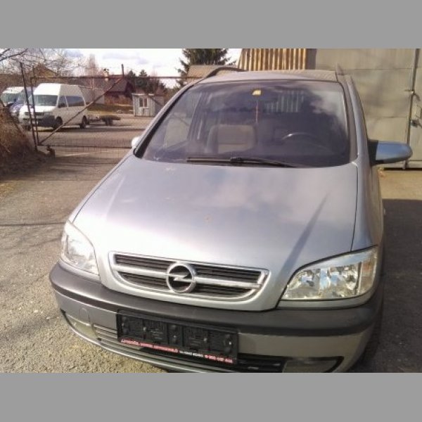 Opel Zafira 2.0 DTi R.v. 7/2004 7 Míst. Vadná spojka