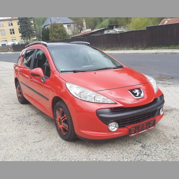 PEUGEOT 207 SW, 1.4 (70 kW), r.v. 2009, PANORAMA, nová STK