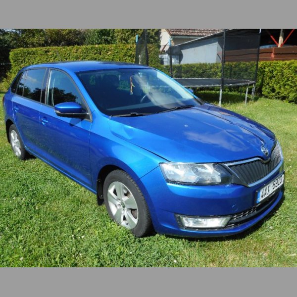 Skoda rapid 1,2 tsi 81kw r.v 2015  serviska puvod čr