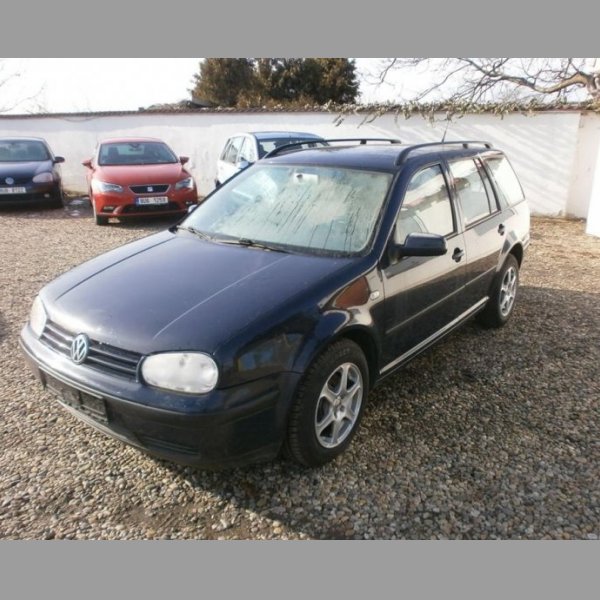 Volkswagen Golf 1,4 16V 55kW NOVÁ TK,rok 2000