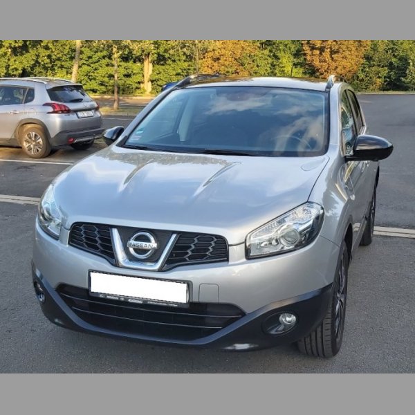 Nissan Qashqai 1.6, benzín, 2013, 1.majitel