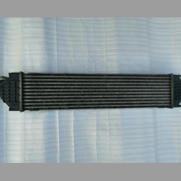 Chladič vzduchu - intercooler / Focus / C-MAX / KUGA / VOLVO