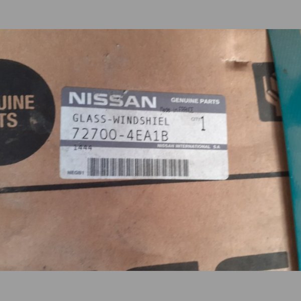 727004EA1B Čelní sklo Nissan QASHQAI J11