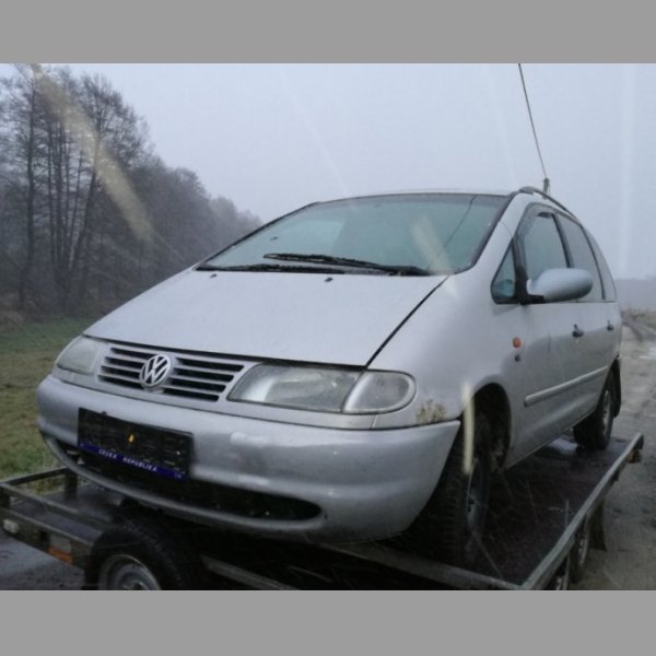 Prodám náhradní díly z vozidla Volkswagen Sharan 1.9,66KW